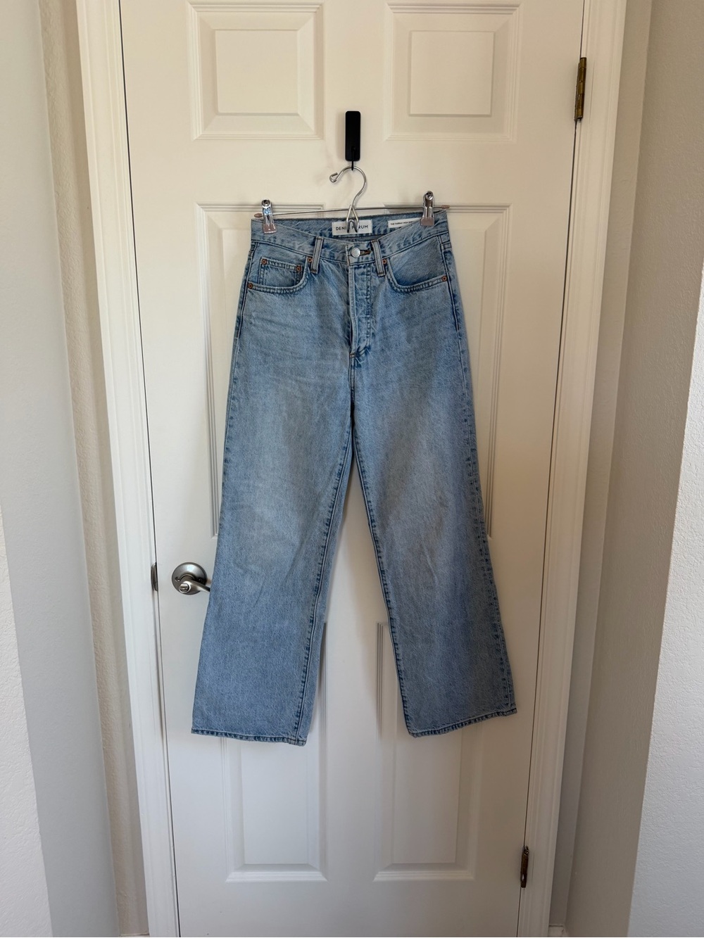 Aritzia Denim Forum The Farrah High Rise Wide Leg Jean, 25